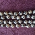 Halskjede med 8 mm Jaspis, dalmatiner kuler, 90 cm thumbnail