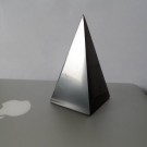 Shungitt pyramide 7x7 cm høy type thumbnail