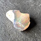 Opal, svart fra Etiopia Rå 1,16 gram AAA-kvalitet thumbnail