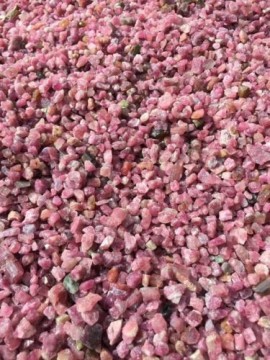 Turmalin rosa (Rubelitt) Rå 2-5 mm AA-kvalitet