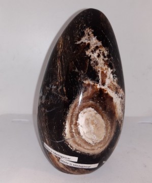 Opal, svart skulptur 604 gram, 120 mm