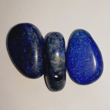 Lapis Lazuli anheng med sidehull AAA-kvalitet